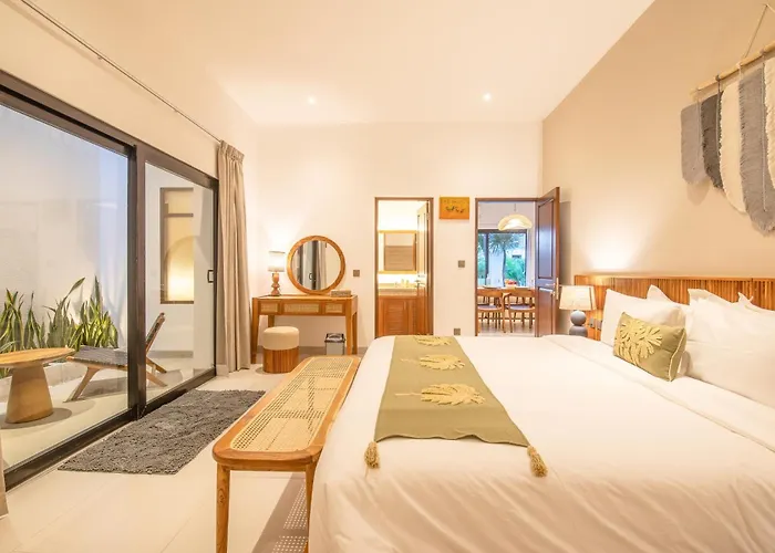 Villa 4 Bd Rice Paddies View 4 Mins To Seminyak (Bali)