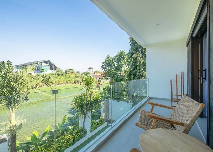 Villa 4 Bd Rice Paddies View 4 Mins To Seminyak (Bali)
