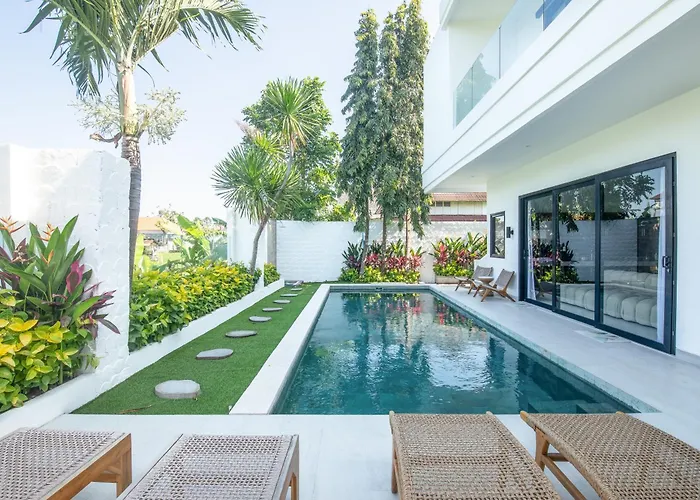 4 Bd Rice Paddies View 4 Mins To *